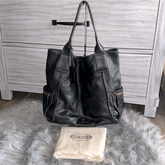 EUC Leather Fossil tote - Picture 3 of 16